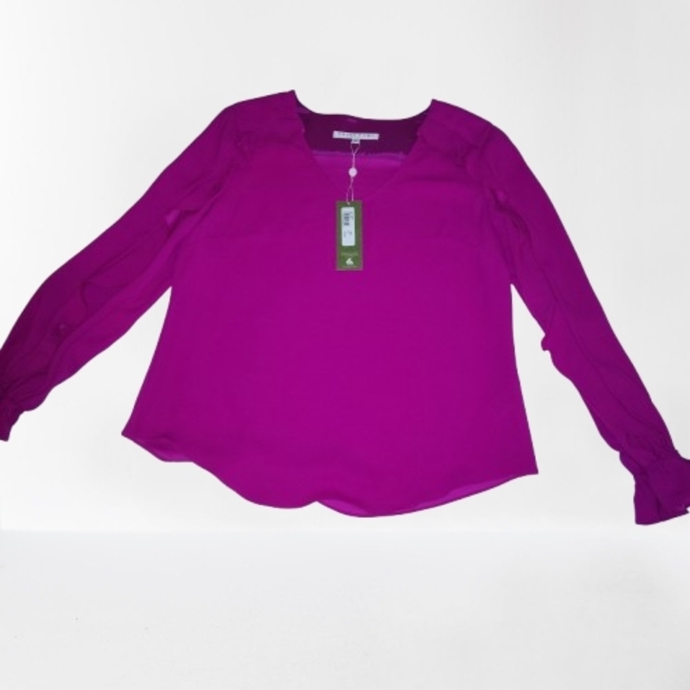 NWT Trina Turk Pink Owl Top Medium NWT – Ruffled Sleeves, Feminine V-Neck